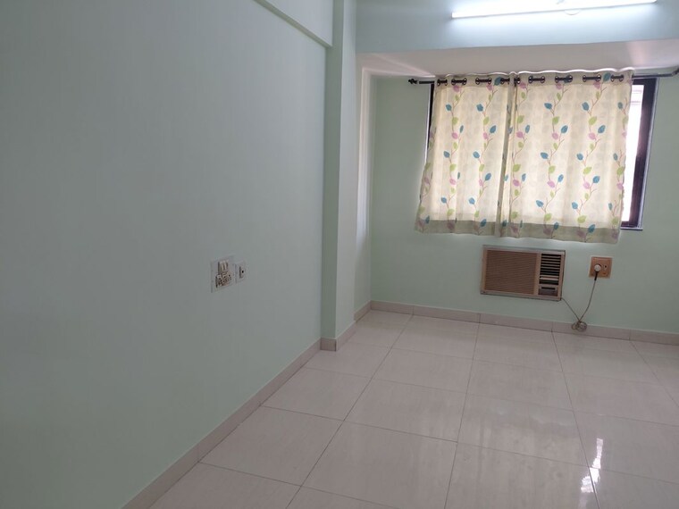 Room, kshitij-chs 2 Bedroom 600 Sq.Ft. Apartment In Goregaon East Mumbai 9825422