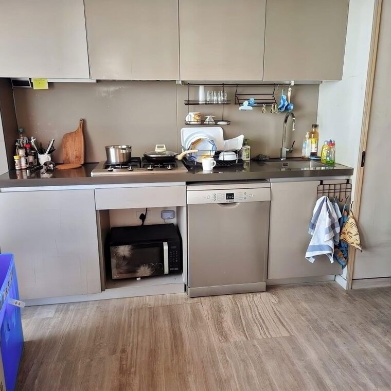 Kitchen, lodha-world-crest 4 Bedroom 2350 Sq.Ft. Apartment In Empire Mill Mumbai 9825429