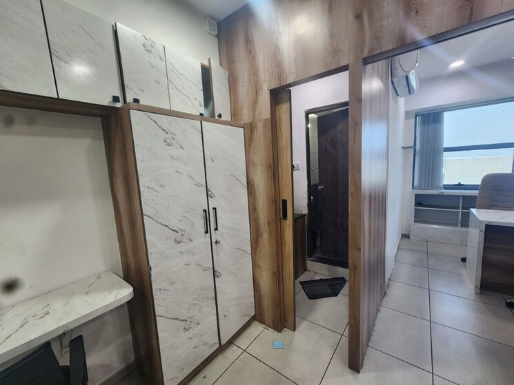 undefined, thaltej Commercial Office Space 913 Sq.Ft. In Thaltej Ahmedabad 9825430