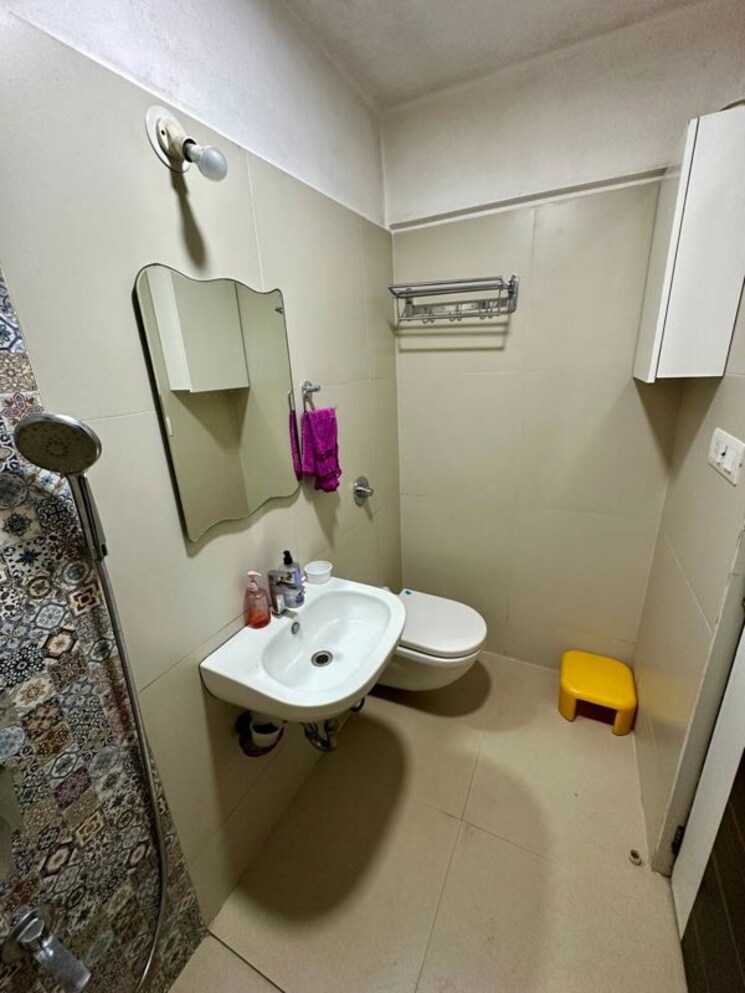 Master Bedroom, gurukrupa-marina-enclave 1 Bedroom 442 Sq.Ft. Apartment In Malad West Mumbai 9825462