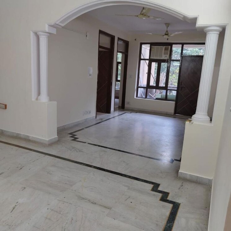 Room, aravali-hills 3 Bedroom 1800 Sq.Ft. Apartment In Sector 56 Gurgaon 9825474