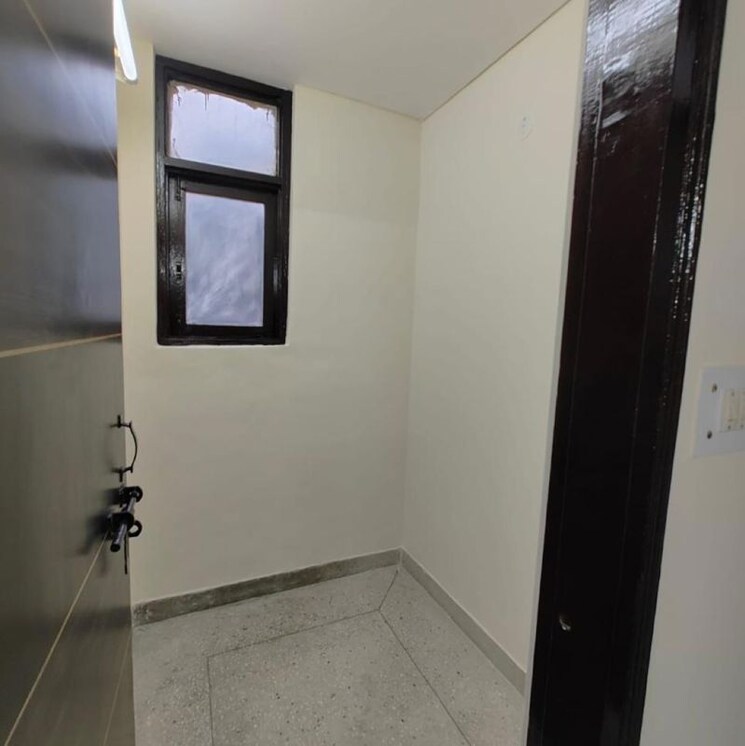 Room, aravali-hills 3 Bedroom 1800 Sq.Ft. Apartment In Sector 56 Gurgaon 9825474