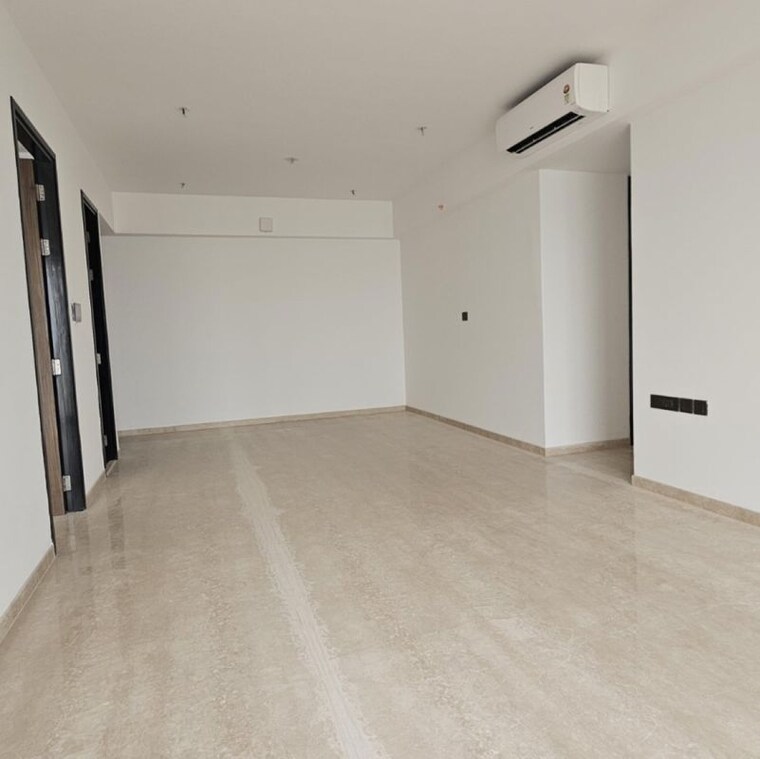 Room, lodha-the-park 3 Bedroom 1290 Sq.Ft. Apartment In Century Mills Mumbai 9825478