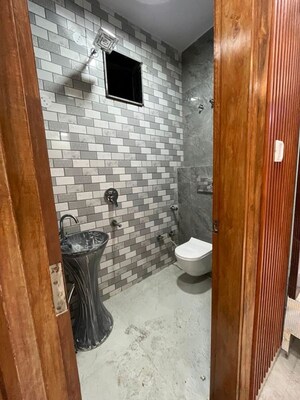 Bathroom in 2 BHK Apartment at Kamalpur – for Rent