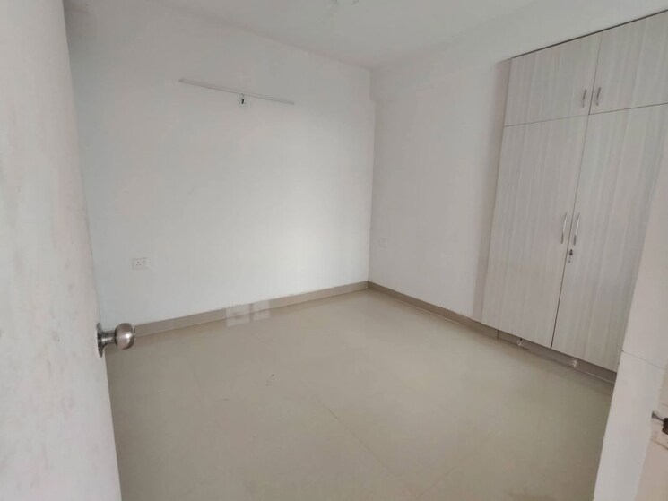 Room, jkg-palm-court 3 Bedroom 1395 Sq.Ft. Apartment In Sector 16c Greater Noida Greater Noida 9825484