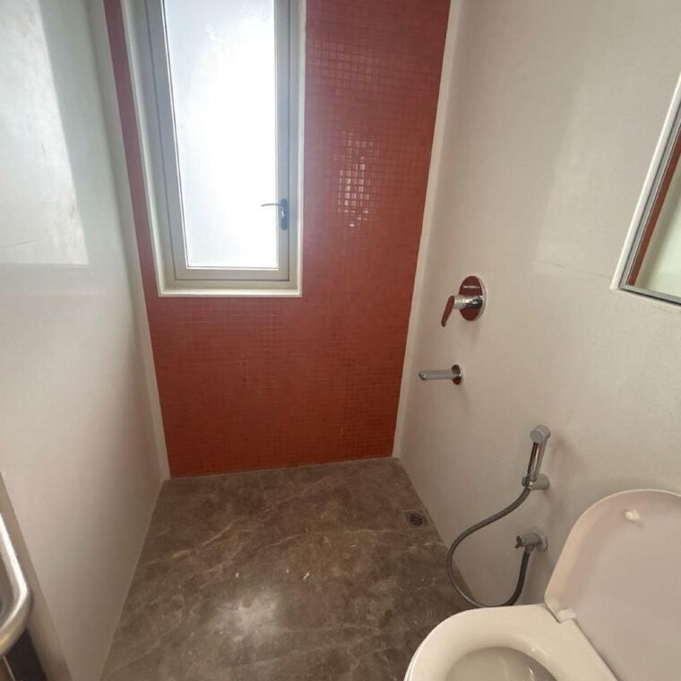 Bathroom, lodha-the-park 3 Bedroom 1360 Sq.Ft. Apartment In Century Mills Mumbai 9825488