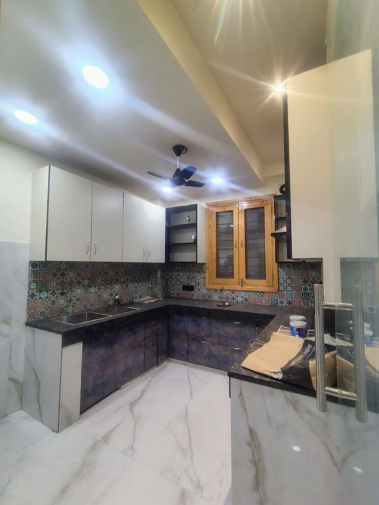 Kitchen, sector 46 3 Bedroom 2050 Sq.Ft. Builder Floor In Sector 46 Gurgaon 9825459