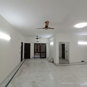 4 BHK Builder Floor For Sale in Unitech South City II, Sector 50