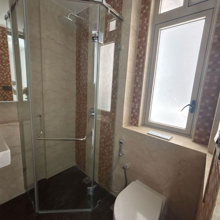 Bathroom, lodha-the-park 3 Bedroom 1190 Sq.Ft. Apartment In Century Mills Mumbai 9825523