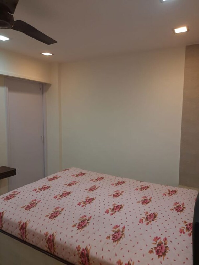 Bedroom, morumal-mansion 3 Bedroom 1600 Sq.Ft. Apartment In Khar West Mumbai 9825524