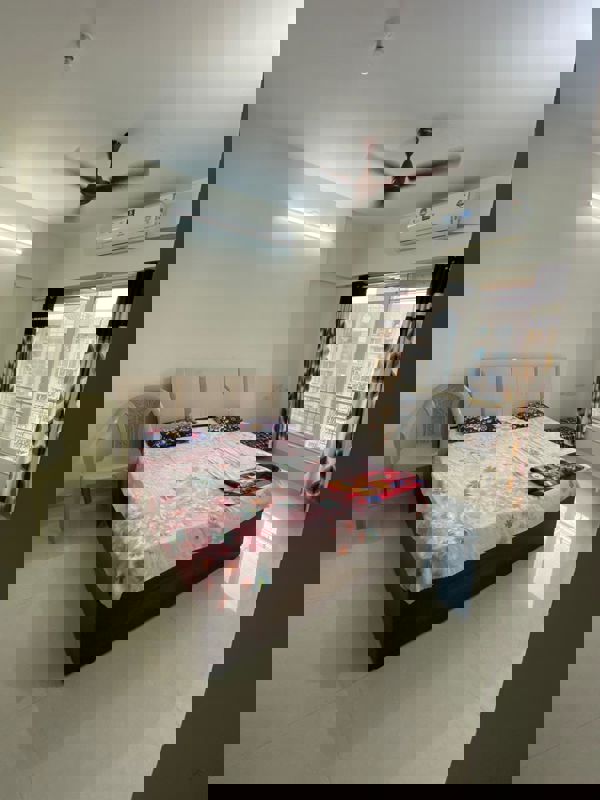 1 BHK + Pooja Room Apartment For Rent in Gurukrupa Marina Enclave