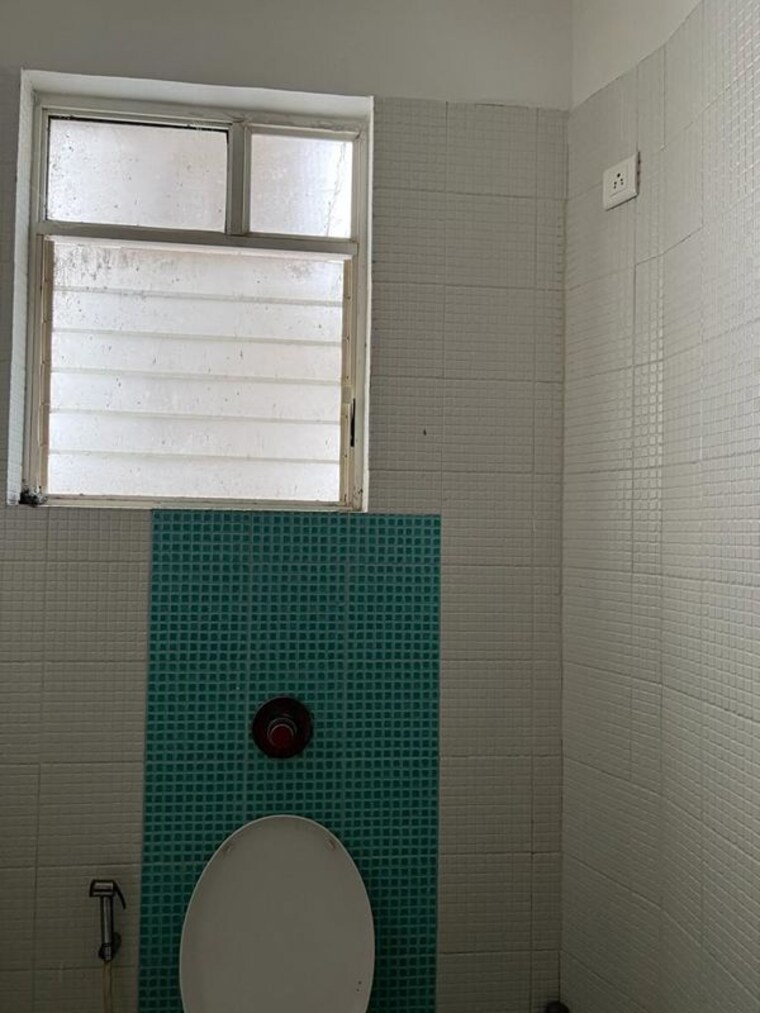 Bathroom, pinnacle-brook-side 2 Bedroom 1000 Sq.Ft. Apartment In Bavdhan Pune 9825581