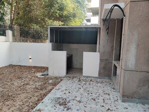 Kitchen in 4 BHK Builder Floor at Unitech South City II, Sector 50 – for Sale