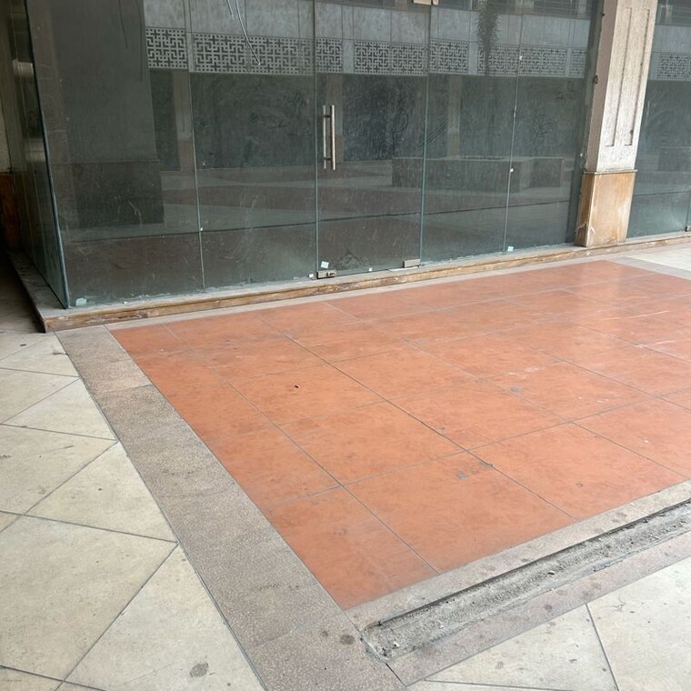 Balcony, sector 61 Commercial Office Space 543 Sq.Ft. In Sector 61 Sonipat 9825606