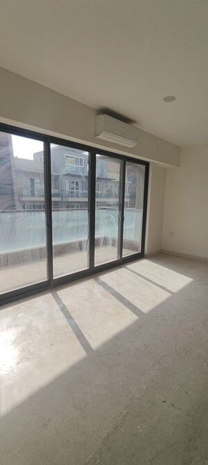 Room in 3 BHK Apartment at Adani Samsara Vilasa, Sector 63 – for Rent