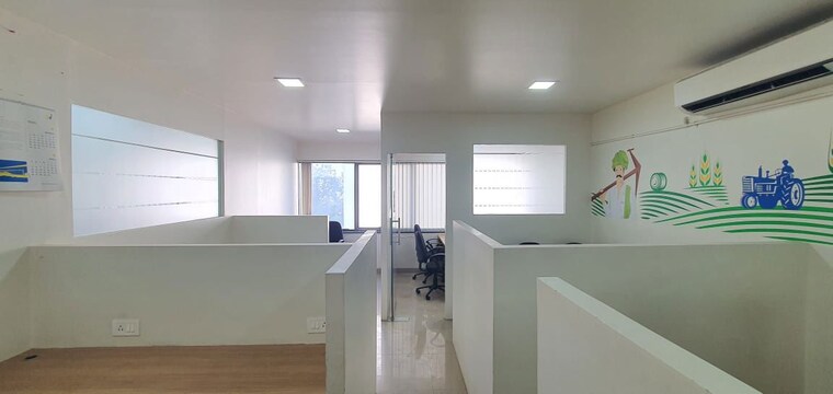 Team Area, vascon-garnets-bay Commercial Office Space 1225 Sq.Ft. In Viman Nagar Pune 9562516