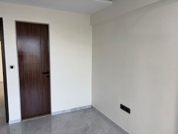Room, gurukrupa-nirmalam 2 Bedroom 635 Sq.Ft. Apartment In Bandra East Mumbai 9825620