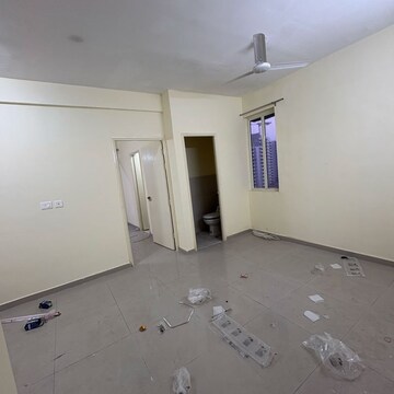 Room in 1 BHK Apartment at Pyramid Altia, Sector 70a – for Rent