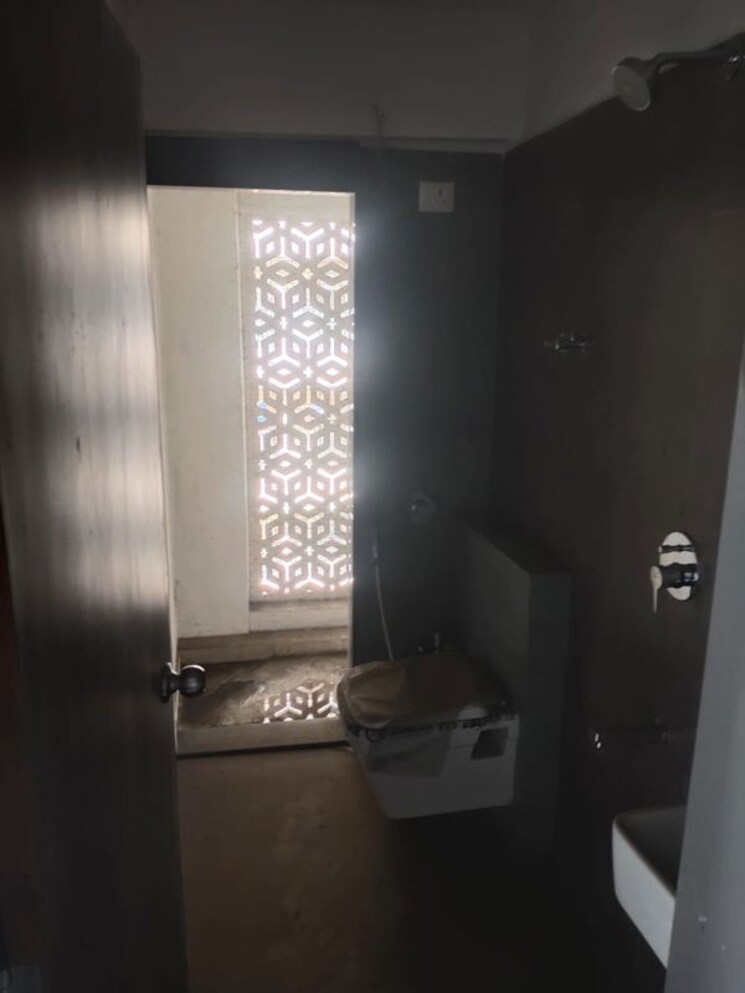 Living Room, giriraj-chs-naupda 3 Bedroom 925 Sq.Ft. Apartment In Naupada Thane 9825628