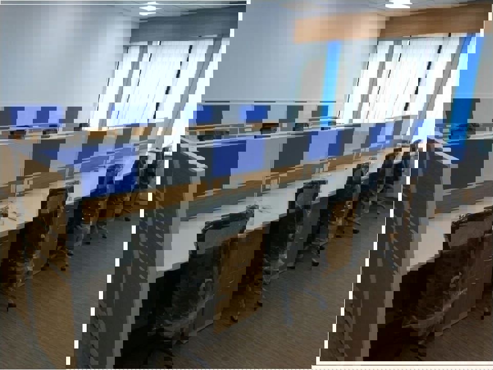 Office Space For Rent in Sector 18