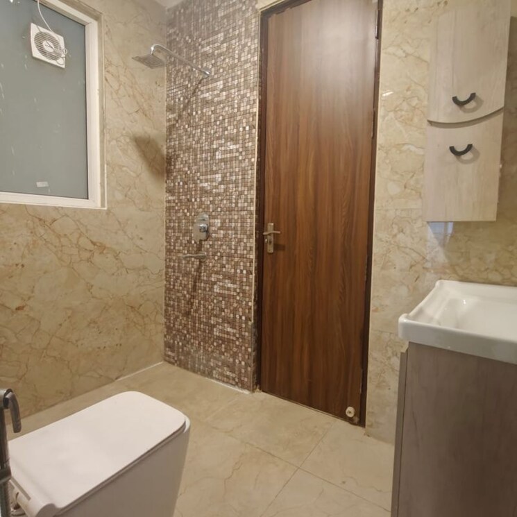 Bathroom, aradhya-homes 4 Bedroom 2200 Sq.Ft. Apartment In Sector 67a Gurgaon 9825652