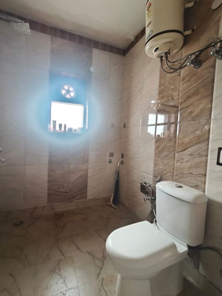 Bathroom, sector 47 3 Bedroom 1950 Sq.Ft. Builder Floor In Sector 47 Gurgaon 9825657
