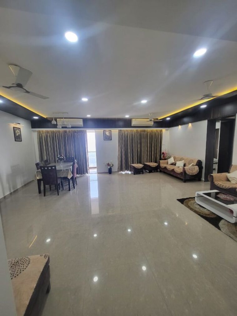 Living Room, jp-decks 4 Bedroom 2580 Sq.Ft. Apartment In Goregaon East Mumbai 9825660