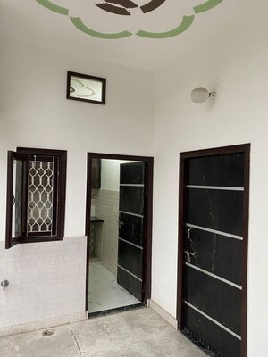 Room in 6+ BHK Independent House at Pocket 3a – for Sale