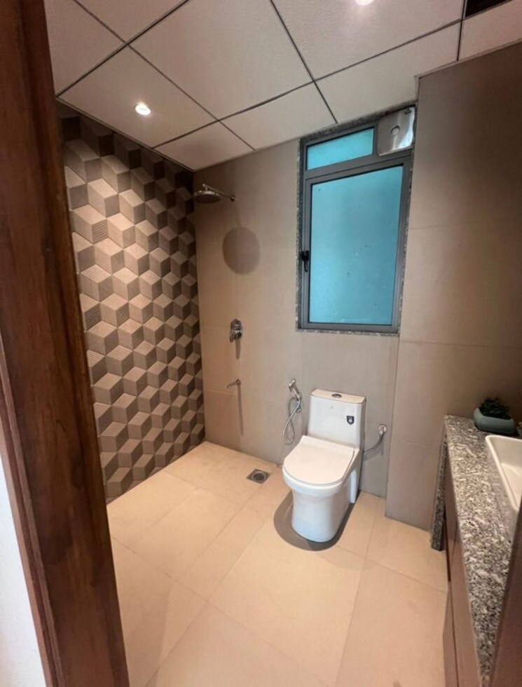 Bathroom, kalpataru-immensa 4 Bedroom 1750 Sq.Ft. Apartment In Kolshet Road Thane 9825676