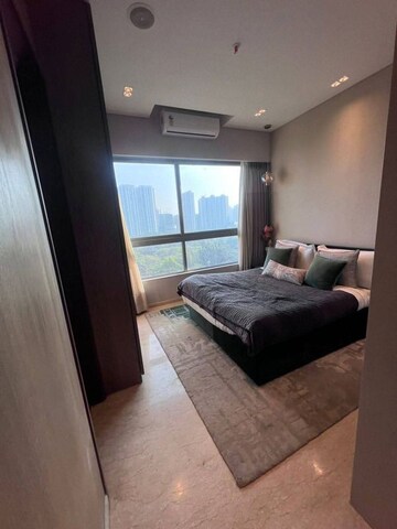 Bedroom in 4 BHK Apartment at Kalpataru Immensa, Kolshet Road – for Rent