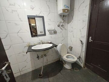 Bathroom in 3 BHK Apartment at CGHS HEWO Apartments, Sector 56 – for Rent