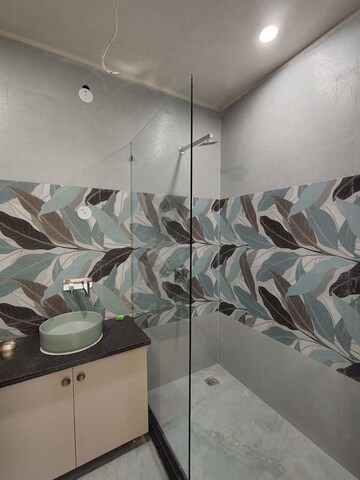 Master Bedroom in 4 BHK Apartment at CS Roseate 63, Sector 63a – for Rent