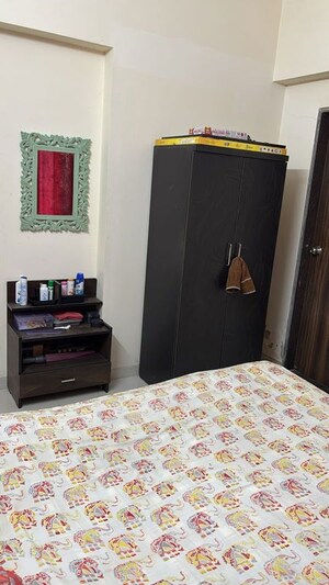 Bedroom in 2 BHK Apartment at Abrol Avirahi Heights, Malad West – for Rent