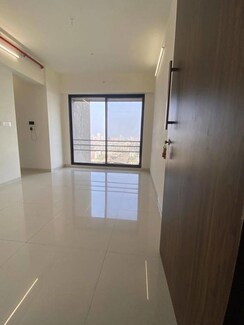 1 BHK + Extra Room Apartment For Sale in Mahaavir Pride
