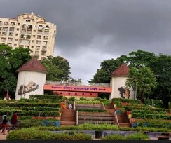 2 BHK Apartment For Rent in Evershine Millennium Paradise
