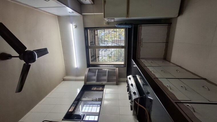  Parking, shreeji-chs-borivali 2 Bedroom 1000 Sq.Ft. Apartment In Borivali West Mumbai 9825725