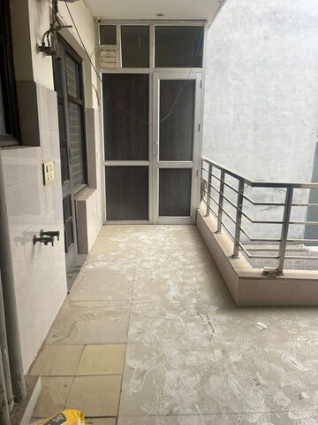 Staircase in 4 BHK Builder Floor at Sector 14 – for Rent