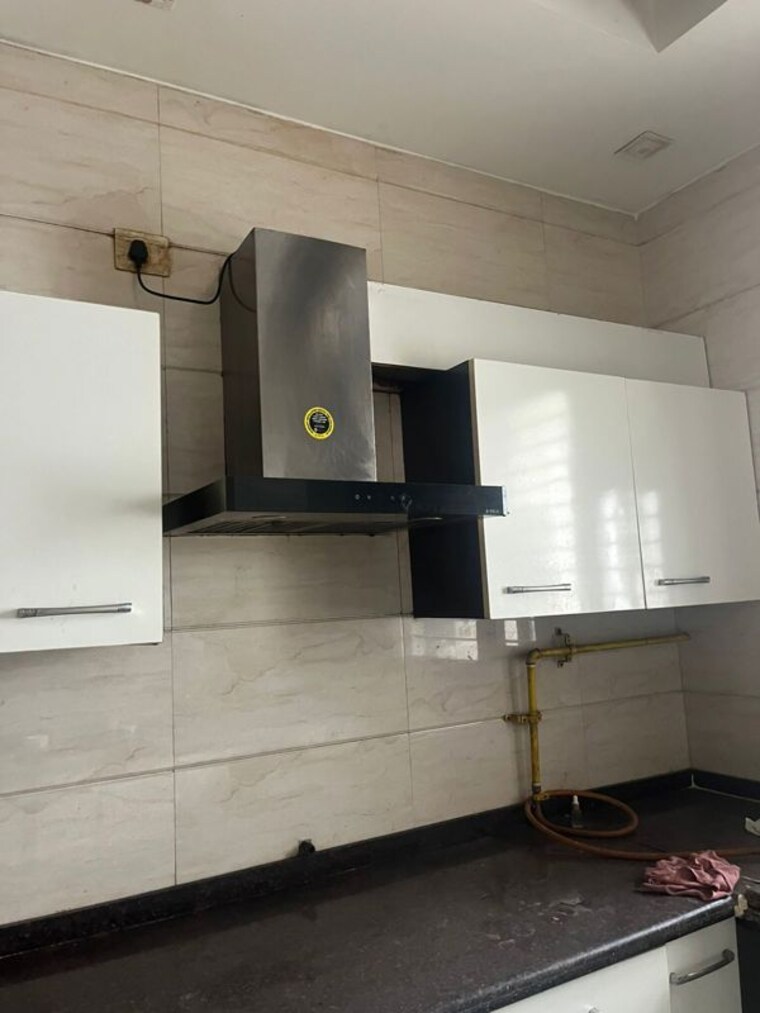 Kitchen, sector 14 4 Bedroom 2200 Sq.Ft. Builder Floor In Sector 14 Gurgaon 9825729