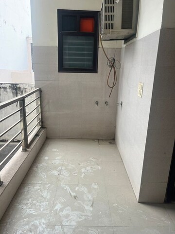 Balcony in 4 BHK Builder Floor at Sector 14 – for Rent