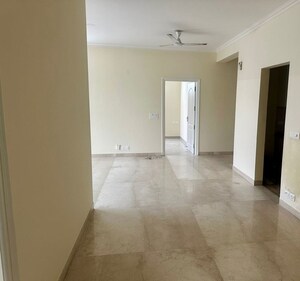 Room in 3 BHK Apartment at Shree Vardhman Victoria, Sector 70 – for Rent