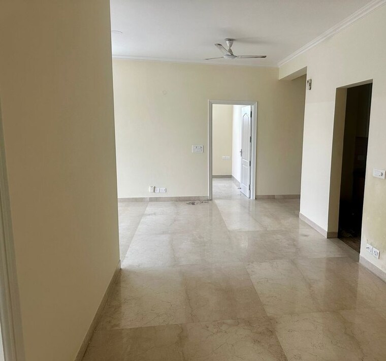 Room, shree-vardhman-victoria 3 Bedroom 1950 Sq.Ft. Apartment In Sector 70 Gurgaon 9825753