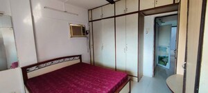 Room in 2 BHK Apartment at Andheri East – for Rent