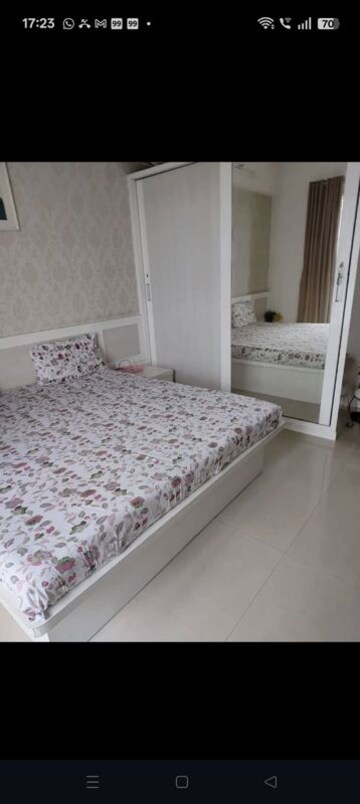 Bedroom in 4 BHK Apartment at Soham Crystal Spires, Thane West – for Sale