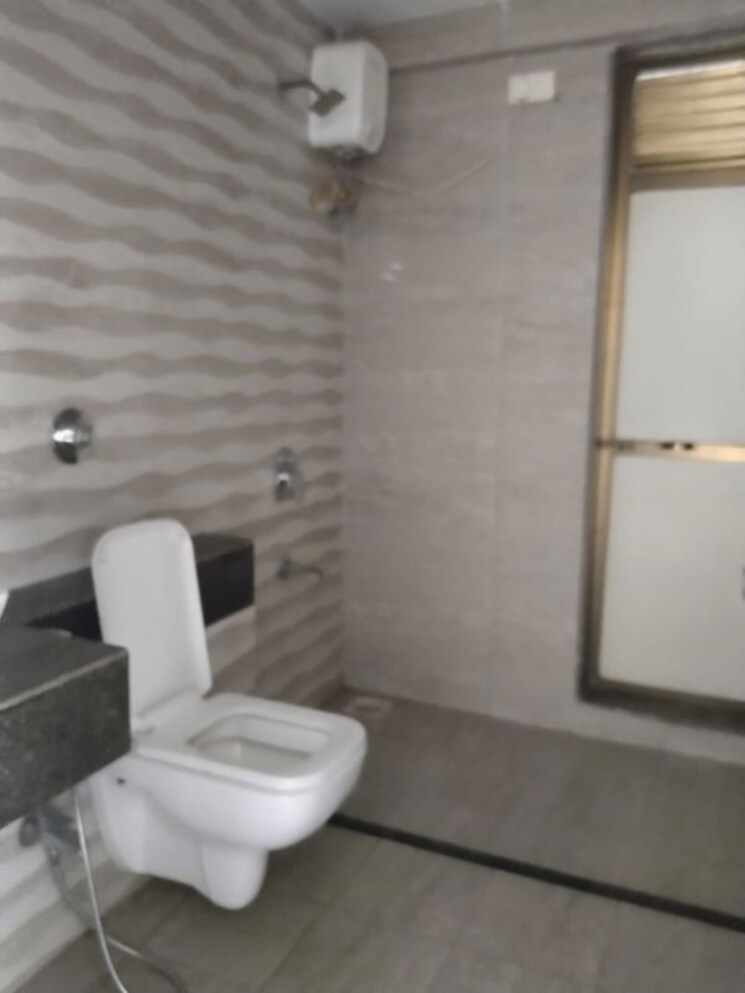 Bathroom, trishul-symphony 3 Bedroom 1800 Sq.Ft. Apartment In Kharghar Navi Mumbai 9825818