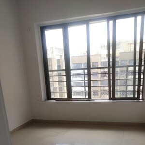2.5 BHK Apartment For Rent in Kalpataru Srishti 340 CHS Ltd, Mira Road