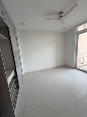 Building Lobby in 4 BHK Apartment at Indiabulls Enigma, Vishnu Garden – for Rent