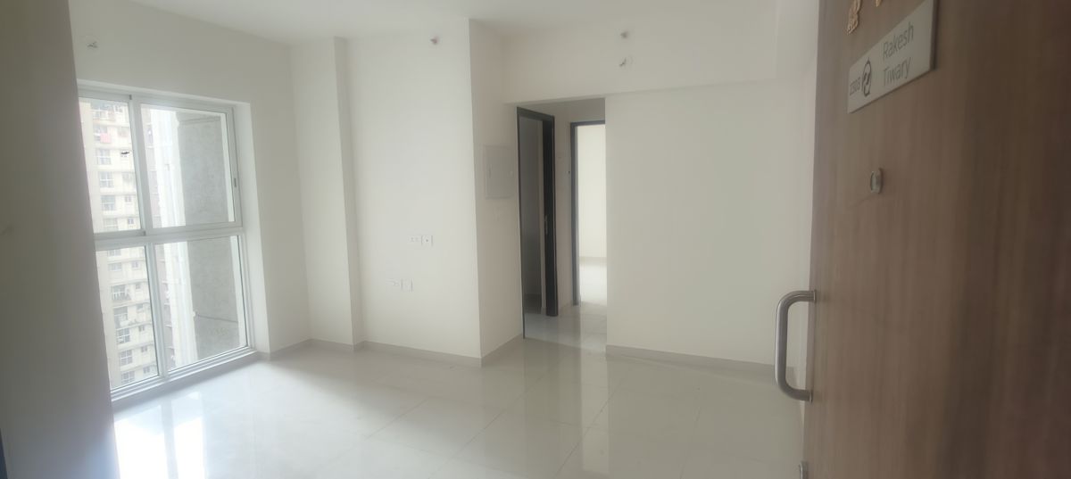 2 BHK Apartment For Rent in Lodha Amara