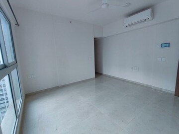 Bedroom in 2 BHK Apartment at Piramal Vaikunth, Balkum Pada – for Rent