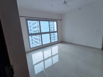 Master Bedroom in 2 BHK Apartment at Piramal Vaikunth, Balkum Pada – for Rent