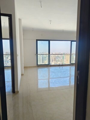 2 BHK Apartment For Rent in Adani Ten BKC, Bandra East